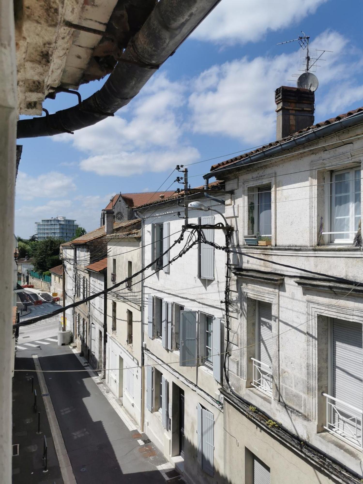 Maisondeville_Le_Cent_Un Angoulême Exterior foto